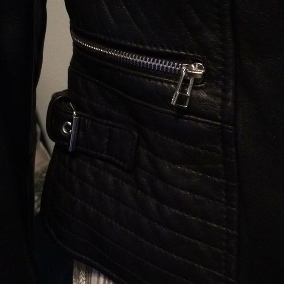 Leather Jacket - Picture 4 of 8